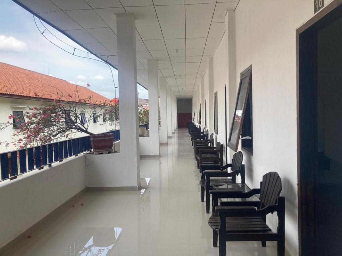 Hotel Surya Citra Jogja A Mitra Reddoorz Yogyakarta Exterior photo